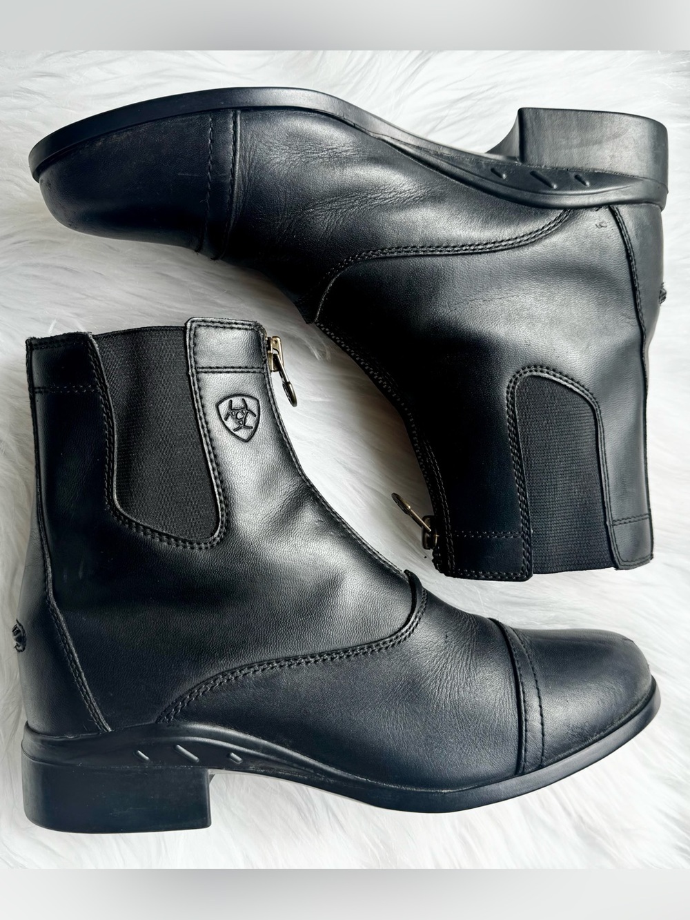 ARIAT Women’s Scout Paddock English Riding Zip Round Toe Boots  Sz 39 EU / 9 US